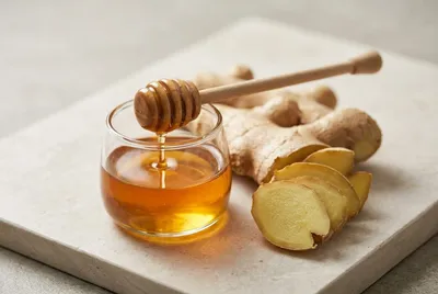 دليل شامل حول الزنجبيل المطحون مع العسل وخصائصهما الغذائية